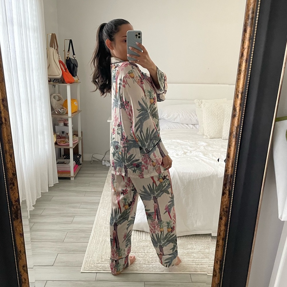 LOBO ROSA Parrot & Palm Tree PJ Set - Picture 4 of 4